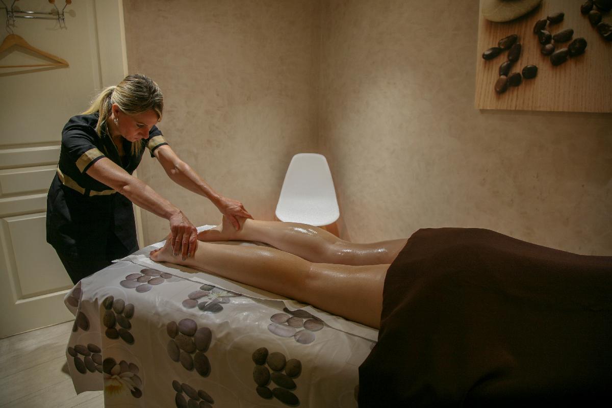 MODELAGE AYURVÉDIQUE RELAXANT - 1h 30